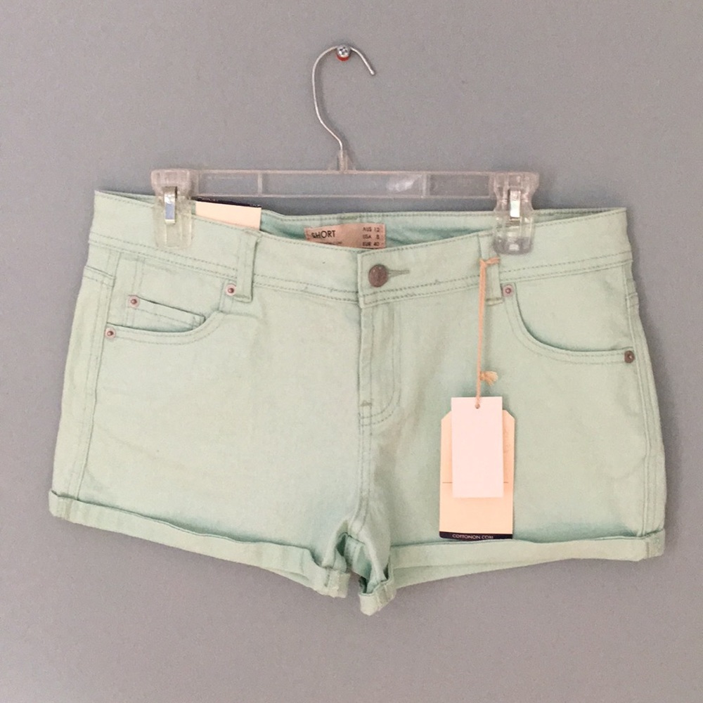 Mint size 8 Cotton On shorts